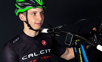 Calcit Bike Team, GT, Spiuk, Castelli